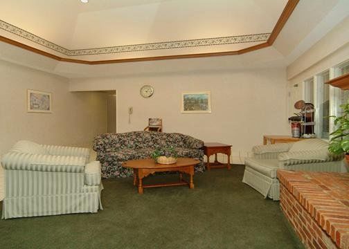 Comfort Suites Saginaw Room photo